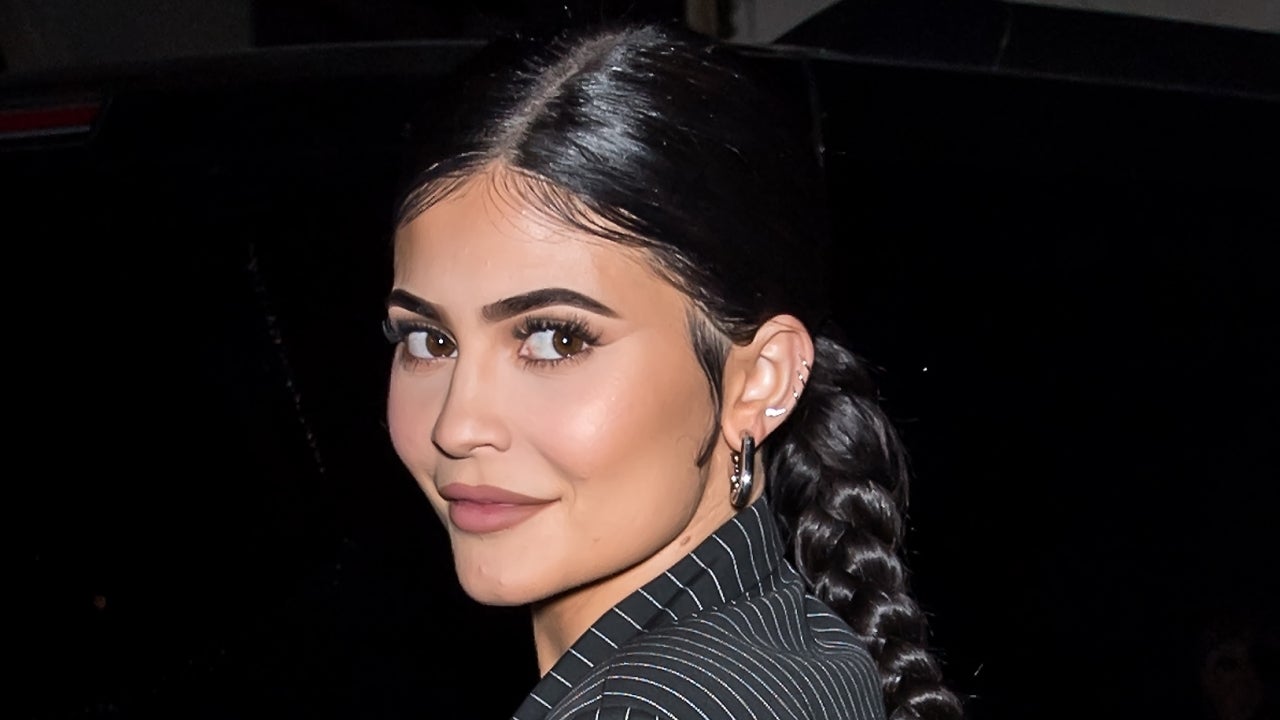 Kylie Jenner Wore These Celeb-Loved Maternity Leggings — Get the Look