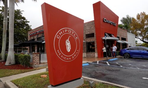 Chipotle Mexican Grill misses expectations for earnings, revenue and same-store sales