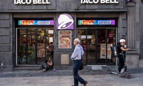 Taco Bell sales help fast-food giant Yum Brands top expectations