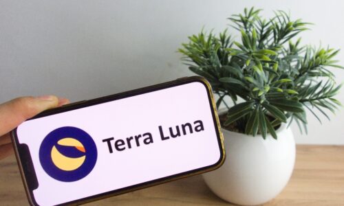 Terra LUNA price plunges: SEC charges Terraform Labs for fraud