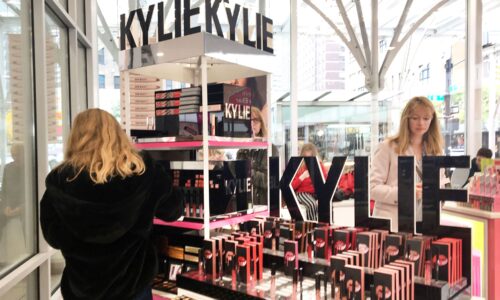 Ulta posts strong holiday quarter as shoppers squeeze makeup into their budgets