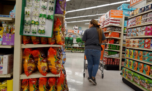 Wholesale prices post unexpected decline of 0.1% in February; retail sales fall