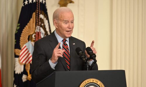 : Biden calls for Congress to   pass assault-weapons ban after Nashville school shooting