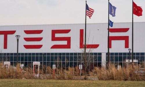 : Tesla delivered nearly 423,000 vehicles in the first quarter