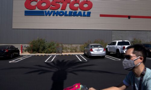 : A lawmaker lights up Twitter by saying she spent nearly $800 at Costco