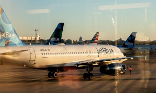 : JetBlue to end joint venture with American Airlines to focus on Spirit merger
