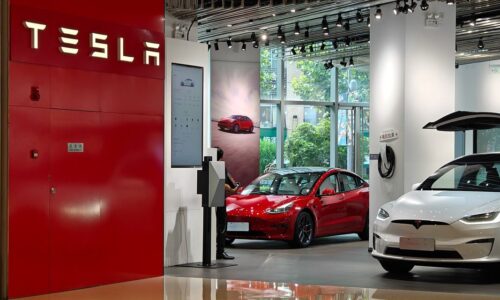 Tesla’s AI Hype Collides With Reality