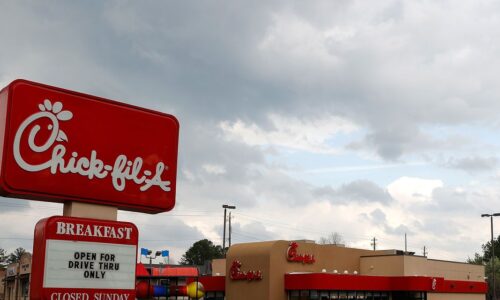 : Chick-fil-A reportedly will pay class settlement for delivery up-charges. Here’s how to check your claim.