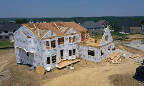 Homebuilder sentiment drops to lowest point in a year, but falling rates spur some optimism