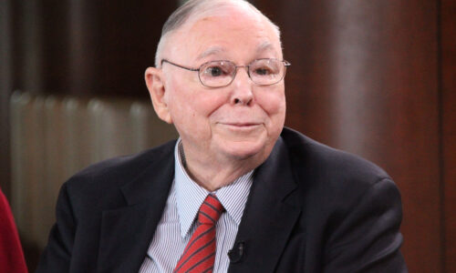At 99, billionaire Charlie Munger shared his No. 1 tip for living a long, happy life: ‘Avoid crazy at all costs’