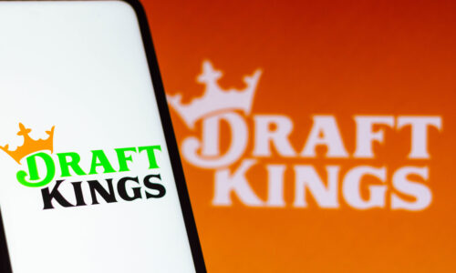 DraftKings posts 44% revenue growth and narrowing losses, but falls short of estimates