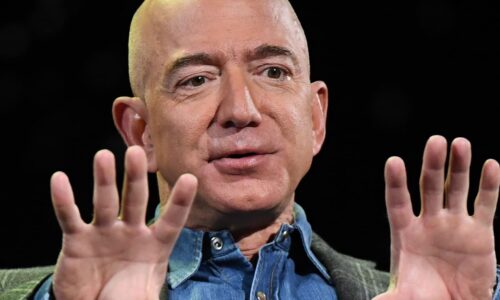 Jeff Bezos has sold 50 million Amazon shares this month, for around $8 billion