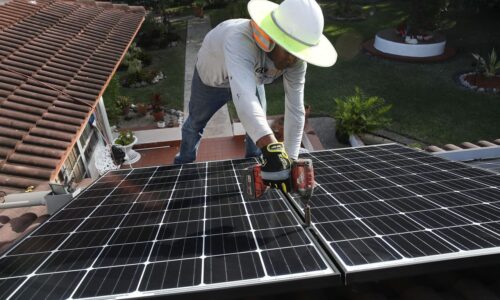 SolarEdge’s stock plummets 11% as company becomes latest poster child for solar industry’s problems