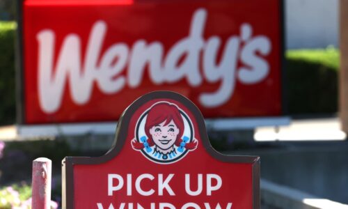 Wendy’s stock falls again as longtime bull turns tail amid price-cut concerns