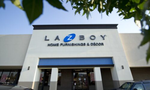 La-Z-Boy’s stock slumps 9% on revenue drop, earnings miss