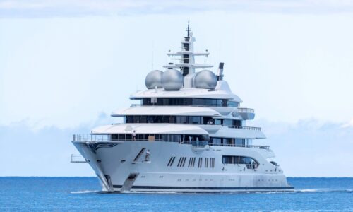 Russian oligarch’s yacht is costing U.S. taxpayers close to $1 million a month