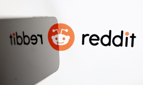 Reddit prices IPO at $34 a share, at high end of its target range