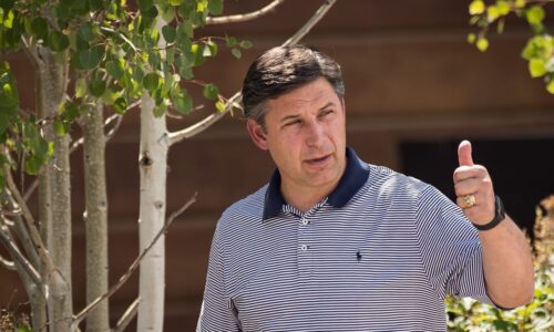 SoFi CEO Anthony Noto saw his pay increase more than 40% last year
