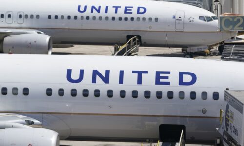 United Airlines to postpone investor day: report