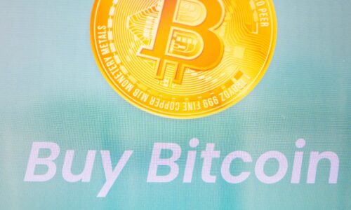 Bitcoin falls after DTCC rules out collateral for bitcoin-linked ETFs