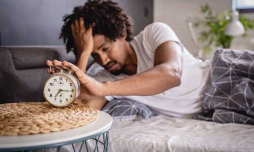 Having iPhone alarm issues? Here’s why you should switch to an old-fashioned alarm clock.