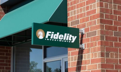 Fidelity’s FBTC leads as spot Bitcoin ETFs see $226 million in net outflows