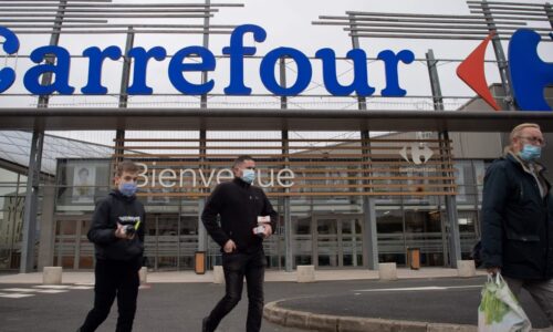 Carrefour shares skid on report of possible fine