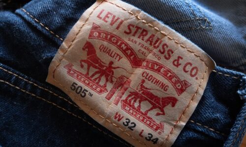 Levi’s sales miss expectations, and jeans maker forecasts higher costs for marketing and logistics