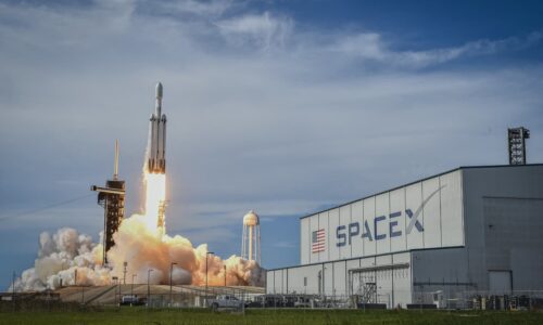 SpaceX tender offer would value Elon Musk’s space company at $210 billion, report says