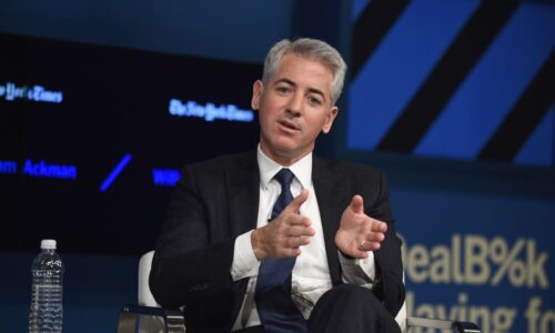 Expectations had dimmed for the IPO of Bill Ackman’s new fund. Now, the offering is being pulled.