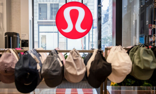 Lululemon cuts guidance, misses sales estimates after botched product launch