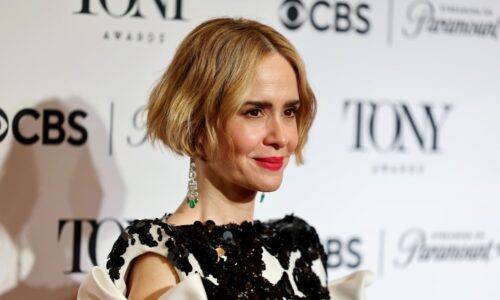 Actress Sarah Paulson lowers the price of her $1.8 million mobile home in ‘America’s priciest trailer park’