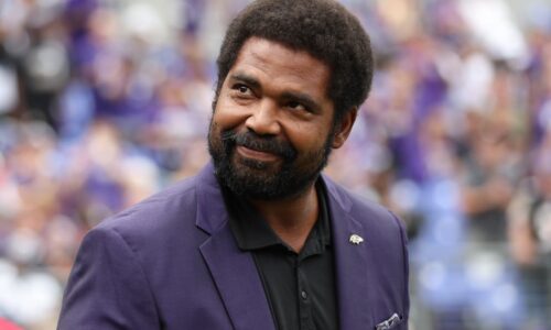 NFL Hall of Famer Jonathan Ogden lists his country club megamansion in Las Vegas for $3.8 million